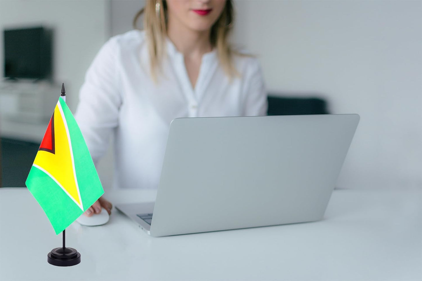 WXTWK 2 Pack Guyana Flag Guyana Deluxe Desk Flag Set - Mini Small Guyanese Table Office Flags with Black 12" Solid Pole Stand Base Classroom Meeting Desktop Decorations