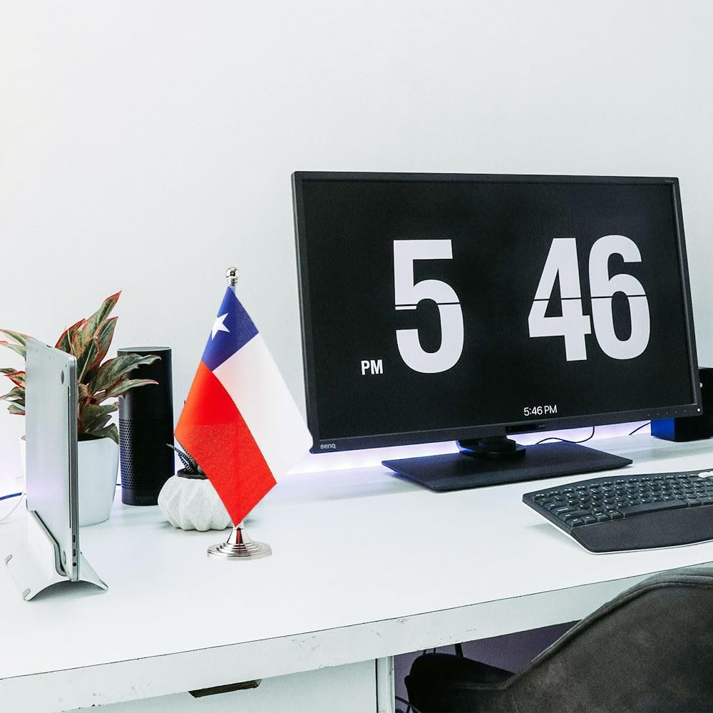 Chile Flag Chilean Flags, Small Mini Chilean Desk Flag, Used for Table Office Classroom Home Patriotic Events Decorations