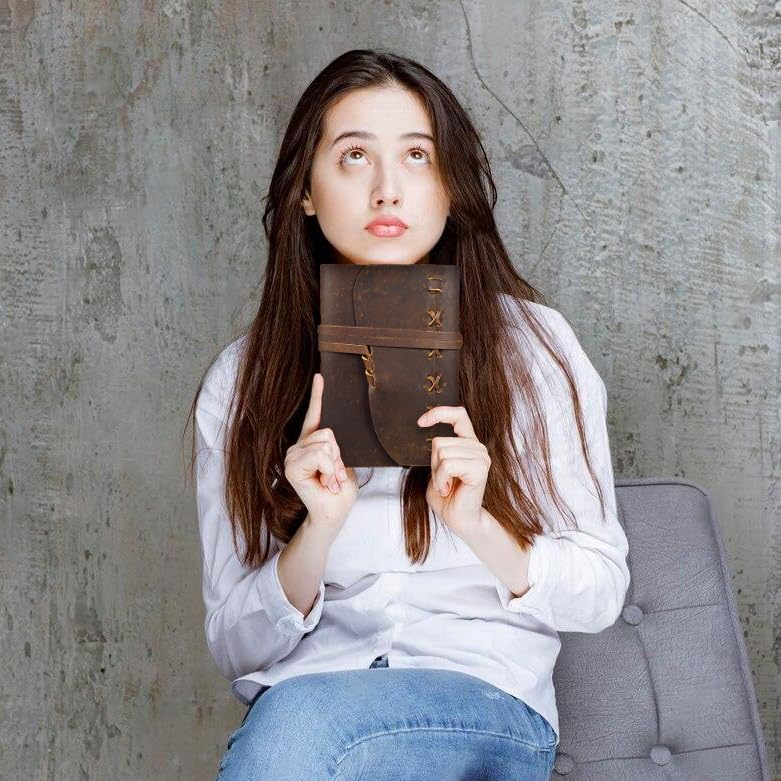 Leather Journal Notebook for Men & Women Daily Vintage Leather Bound Journal Travel Notebook 200 Deckle Lined Paper Diary Writing Journal Travelers Scrapbook Poetry Sketchbook Leather Gifts with Pen