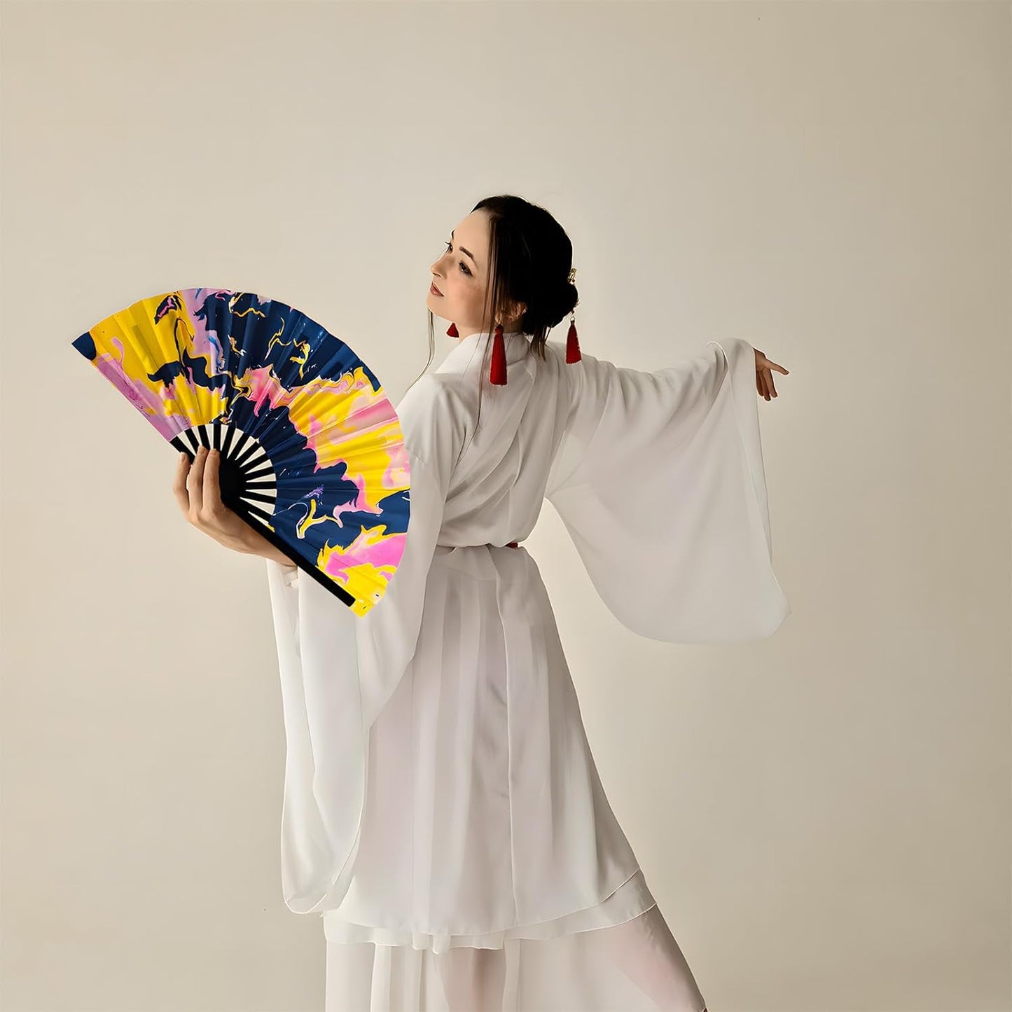 Large Folding Rave Fan Boots On The Ground Hand Fan Clacking Fans for Line Dancing Clack Fan for Raves, Concert, Festivals, Party, Gifts, Performance (Doodle)