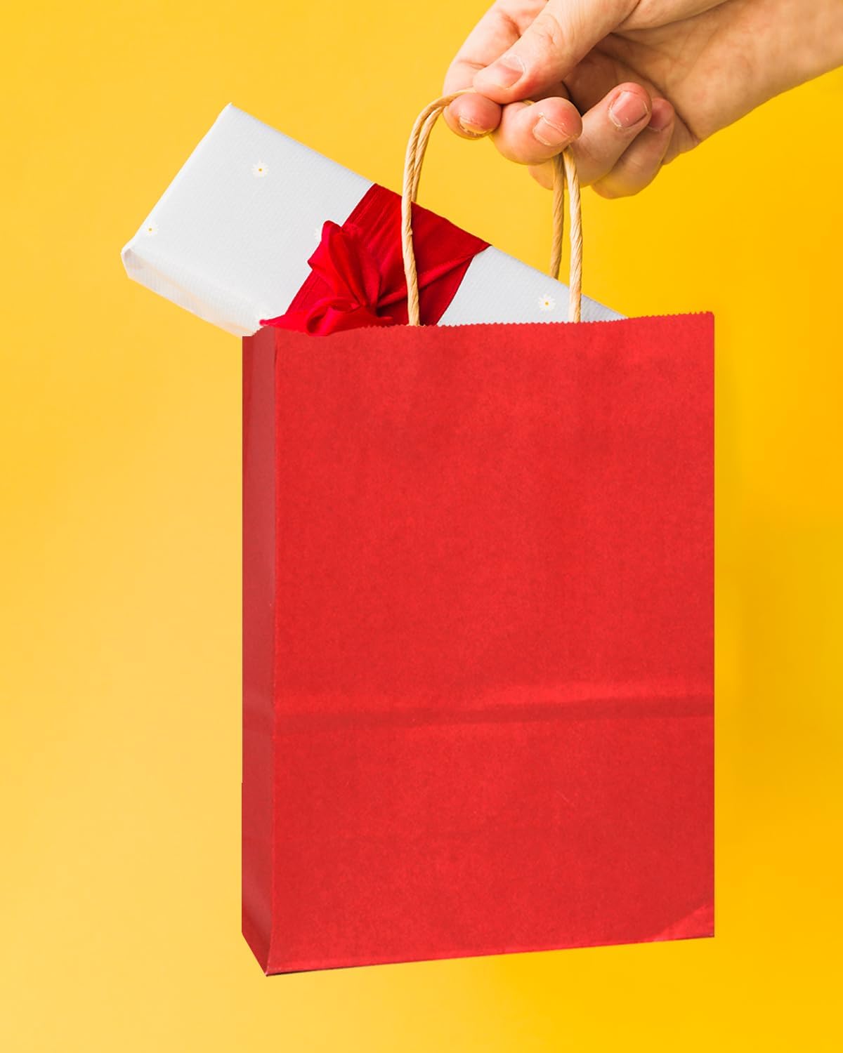 qiqee 24 Pcs Wine Mini Paper Gift Bags with Handles 6"x4.5"x2.5" Small Brown Kraft Party Favor Treat Bags Multiple Uses (Mini size)