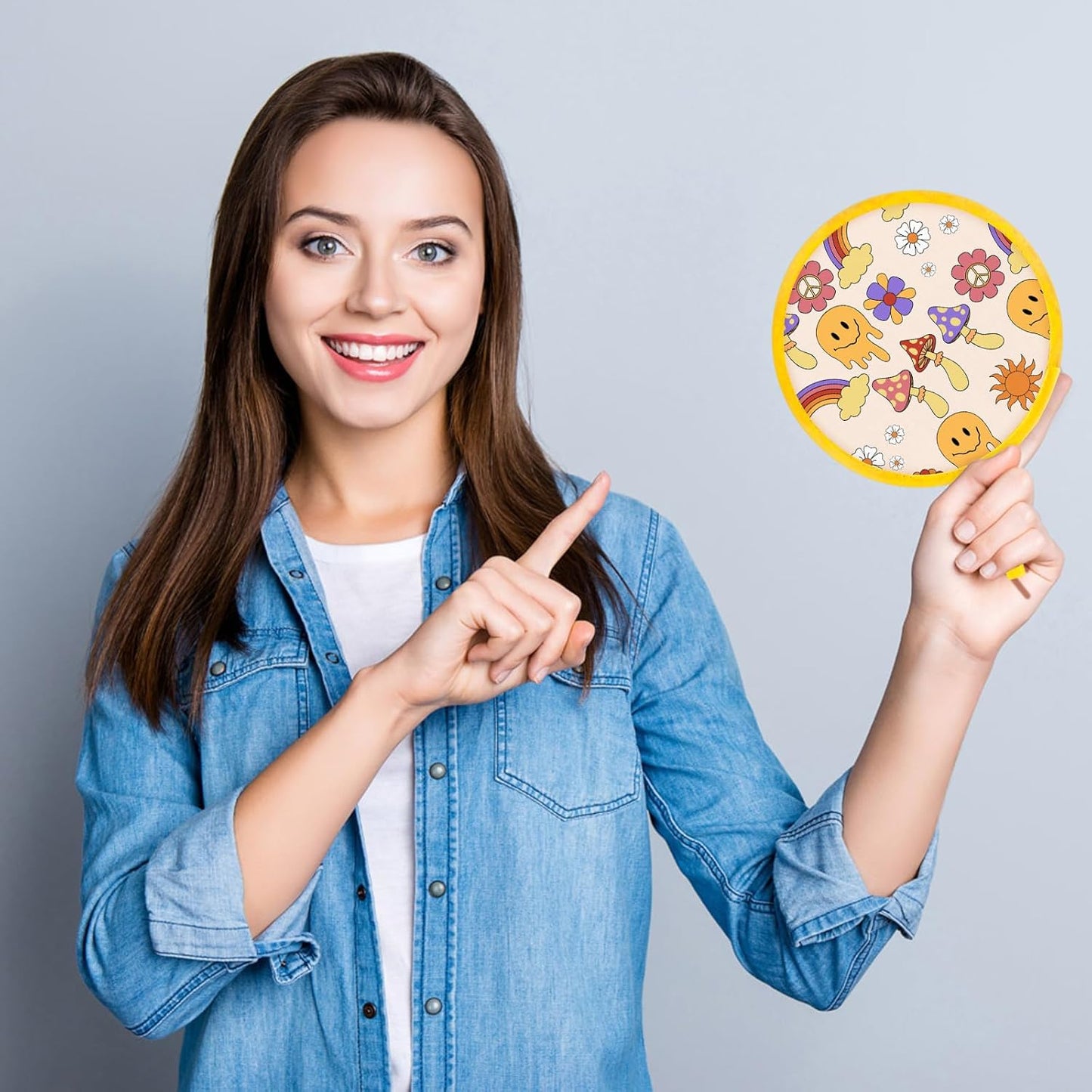 4 Styles Retro Hippie Round Foldable Hand Fan Japanese Foldable Fan Style Handheld Compact Cooling Fans,Round Folding Fan for Outdoor Games,Xmas Decoration,Festival,Party Favors,Travel,Events