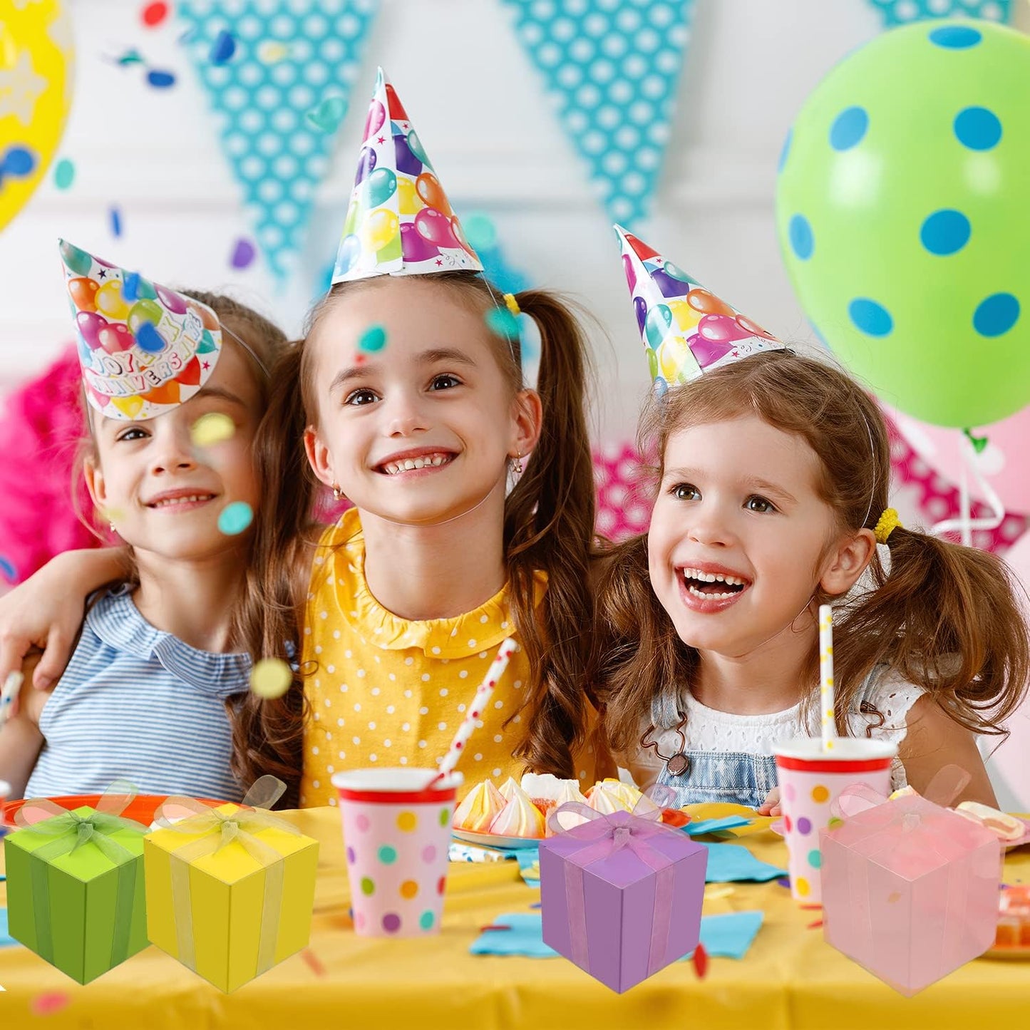 Oletx 25 Pcs Green Paper Gift Boxes, Small Candy Boxes Bulk, 3x3x3 inch Gift Box with Lids, Goodie Treat Boxes for Party Favors, Birthday Gifts, Wedding Gifts