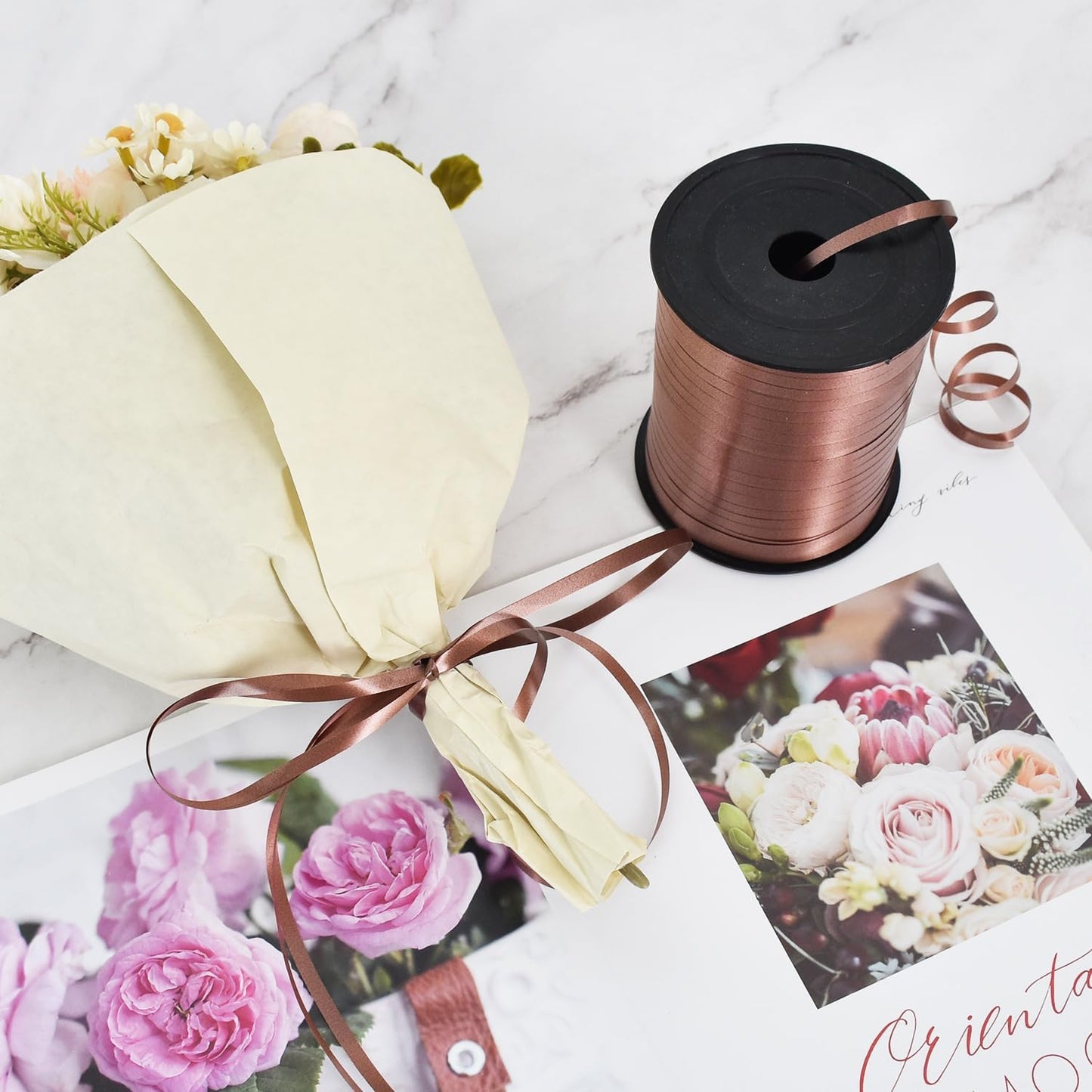 TONIFUL 500 Yards Curling Ribbon-Balloon Ribbon-Balloon String for Art&Craft Decor,Gift Wrapping,Ribbons and Bows for Thanksgiving kChristmas New Year Birthday Gifts Graduation Supplies (Brown)