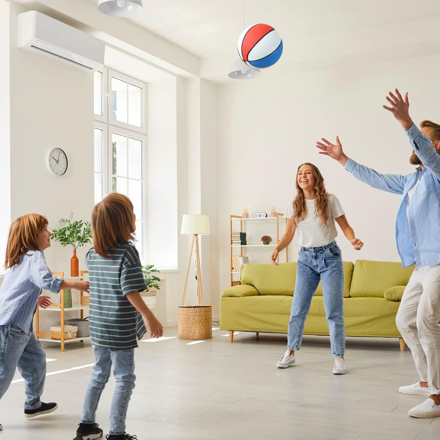 Vinsot 6 Pack Operation Christmas Mini Rubber Basketballs 7 Inch Red, White and Blue Mini Basketball Set Bulk Small Basket Balls for Indoor, Outdoor, Pool Parties, Game Party Favors