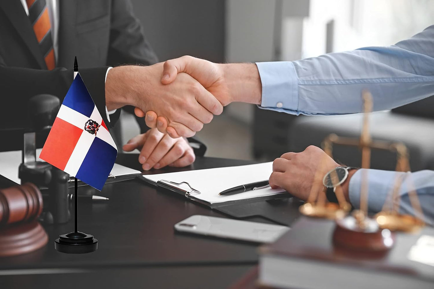 Dominica Dominican Deluxe Desk Flag Set Small Mini Miniature Dominica Dominican Table Desktop Flags With Solid Pole, Black Base and Spear Top(2 Pack)