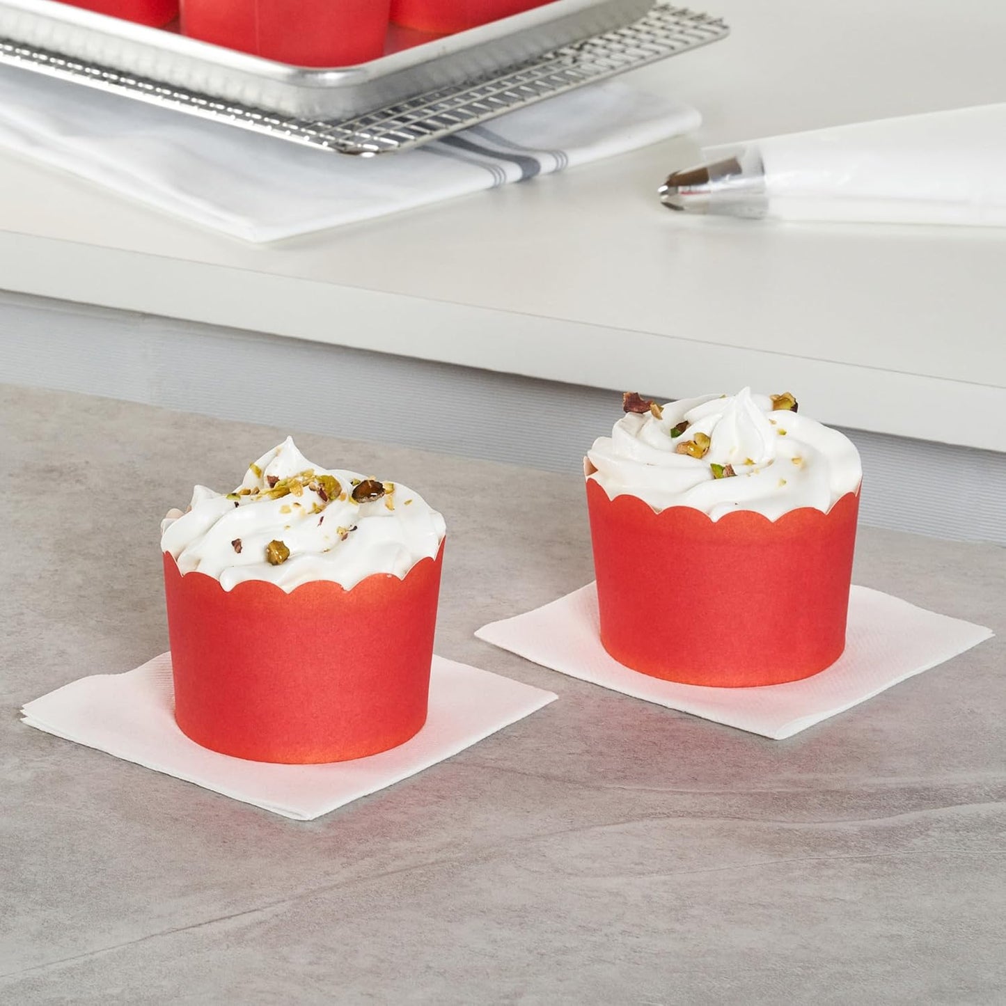 Panificio 10 Ounce Cupcake Wrappers, 200 Scalloped Baking Cups - Oven-Ready, Greaseproof, Red Paper Cupcake Liners, Disposable, For Birthdays, Baby Showers, Or Weddings - Restaurantware