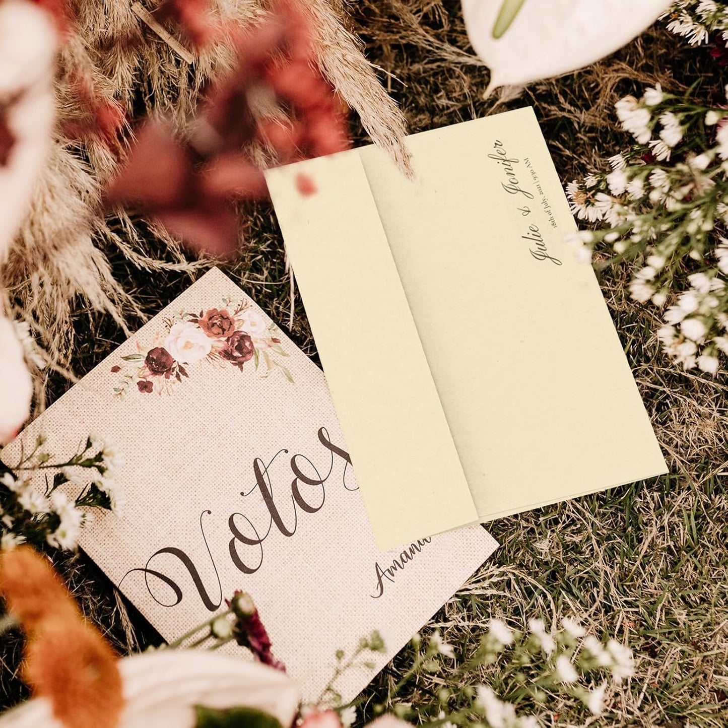 A7 Ivory Envelopes 100 Pack, Goefun 5x7 Self Seal Cream Envelopes for Invitation, 5x7 Cards, Wedding, Graduation, Mailing, 5.25 x 7.25 in, 120GSM