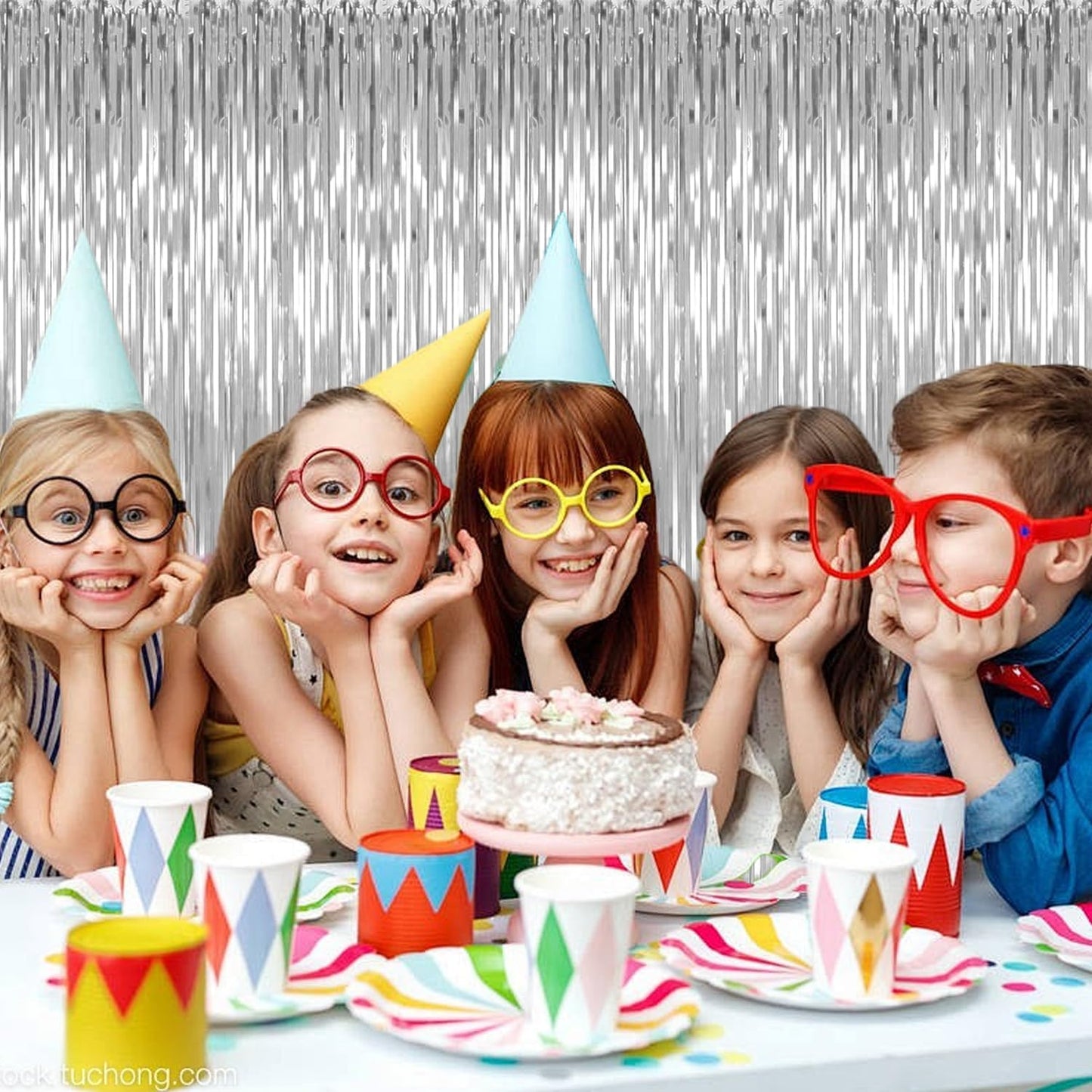 3 Pack Silver Backdrop Curtain Party Decorations Foil Fringe Backdrop Silver Tinsel Streamers Birthday Bachelorette New Year Christmas Wedding Baby Shower Disco Party Decorations