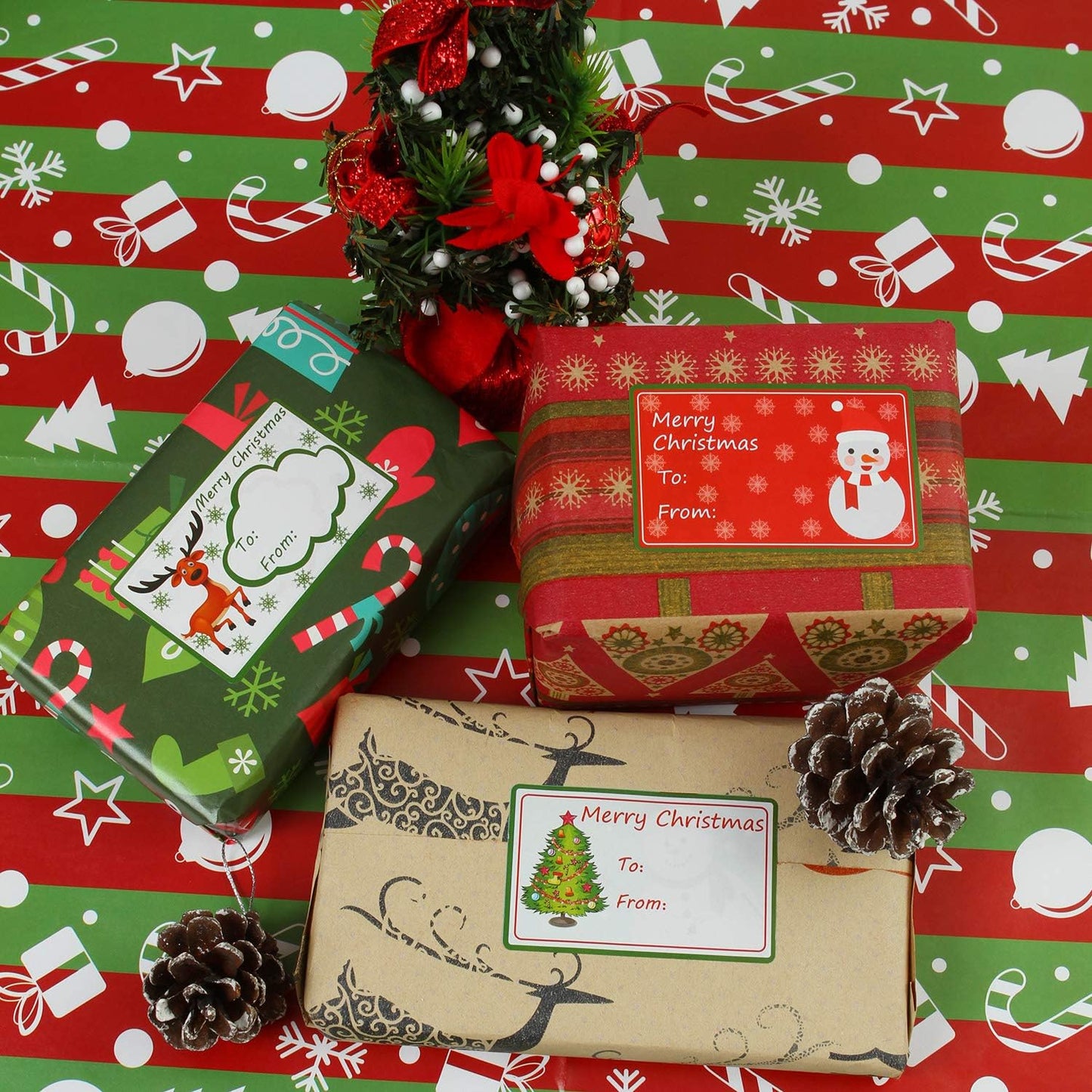 Elcoho 300 Pieces Christmas Self Adhesive Gift Tag Self Stick Stickers Gift Name Tag Christmas Stickers with 6 Different Designs (Color A)