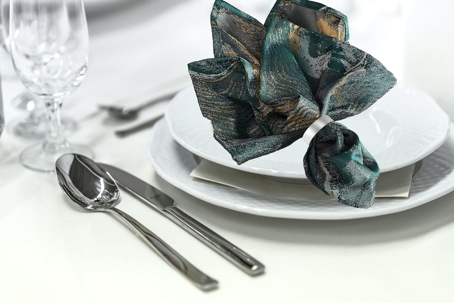 Silvery Napkin Rings-10 Pcs Stainless Steel Napkin Rings,Metal Napkin Ring for Table Settings Wedding Christmas Party Dinner Table