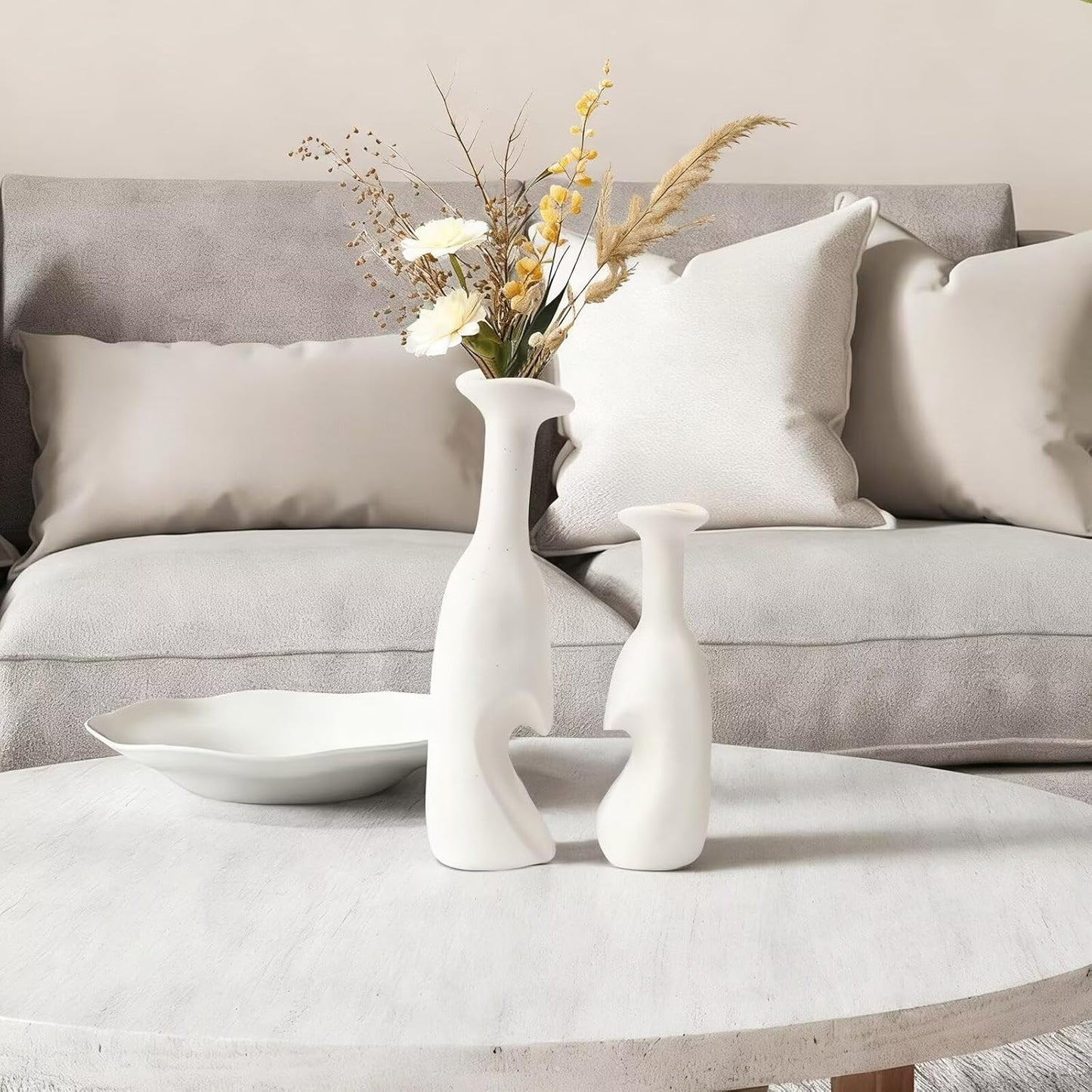 Heart Shaped Small Ceramic Vases Set of 2 Home Decor Boho Vase Modern Matte Flower Vase Minimalist Decorative Vase for Wedding Gift Dining Coffee Table Book Shelf Office Décor