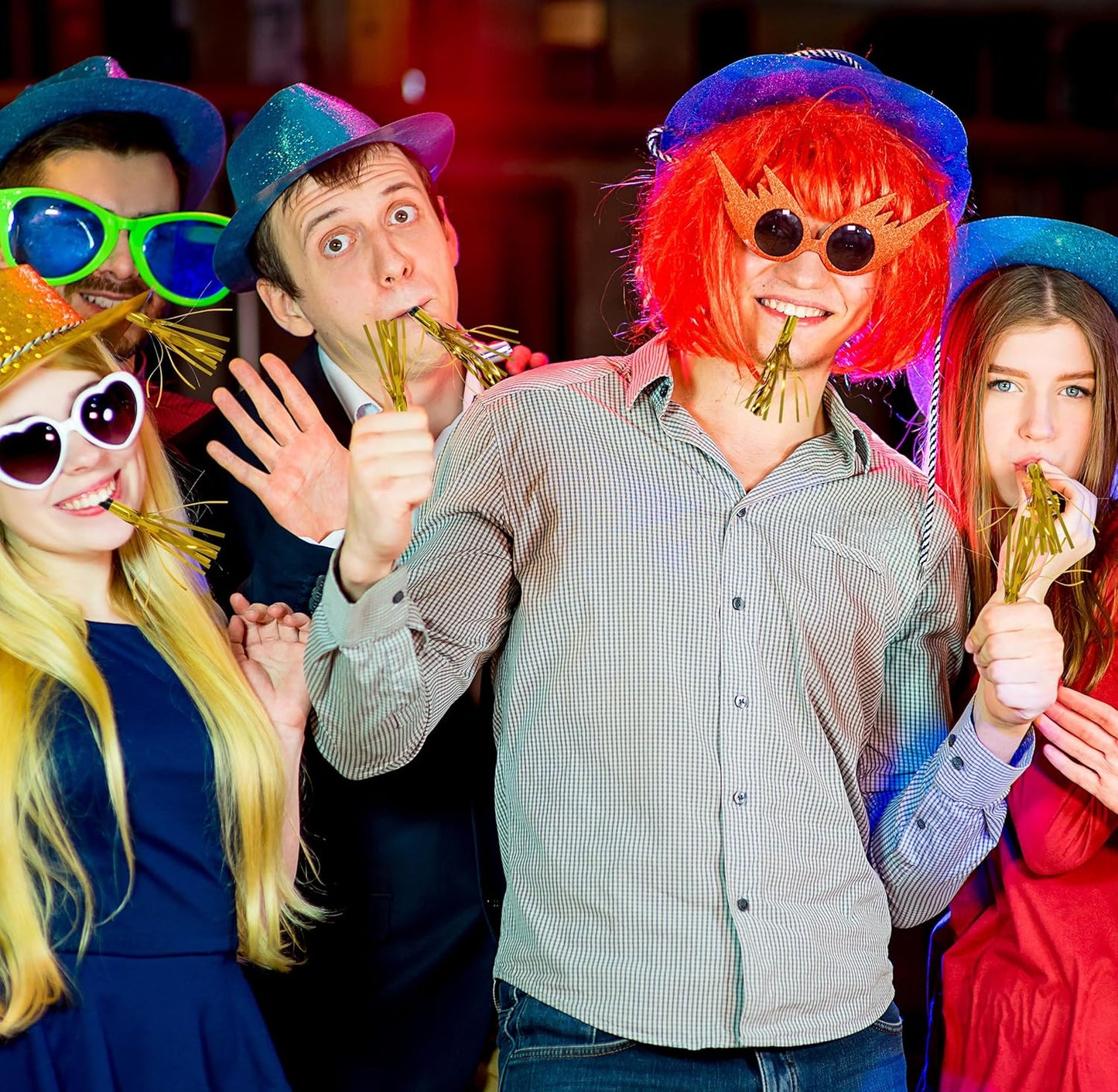 50 Pcs Metallic Fringed Party Blowers Noise Makers Gold Black Blowout Whistle Noisemakers New Year Eve Birthday Party Favor Supplies Events