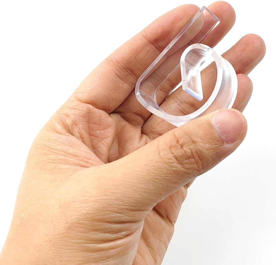36PCS Transparent Clear Tablecloth Clips, Plastic Table Cloth Clips，Windproof Table Cover Holder Clamps，Table Cloth Holder for Christmas Home Wedding Party Indoor Outdoor Camping Picnic (36)