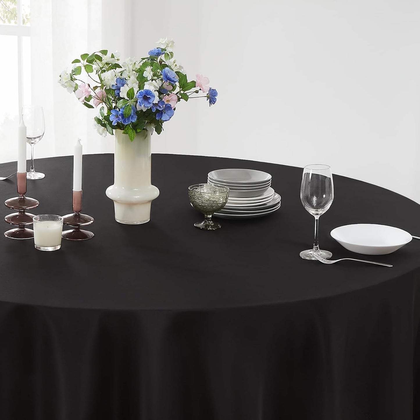 Round Tablecloth 10 Pack 108 Inch Black Tablecloths Washable Decorative Linen Polyester Table Clothes Cover for Dining Table Banquets Buffet Parties and Wedding
