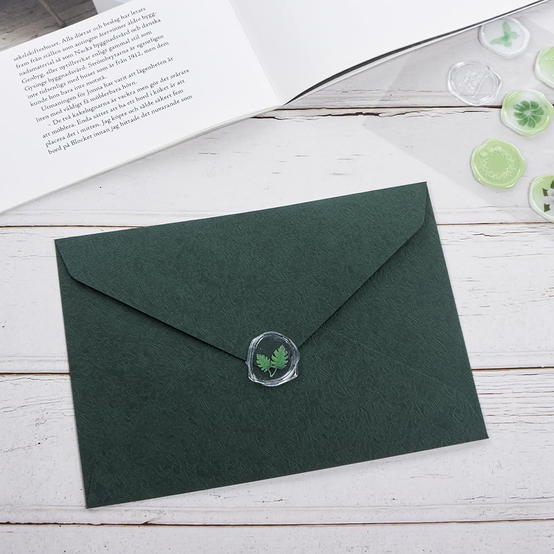 30 Pieces A6 Envelopes with 30 Seal Stickers, 6.32 x 4.45 inch Envelopes for 4 x 6 Wedding Invitation Cards, Greeting Cards, Graduation, Birthday Party Invitations, Green.