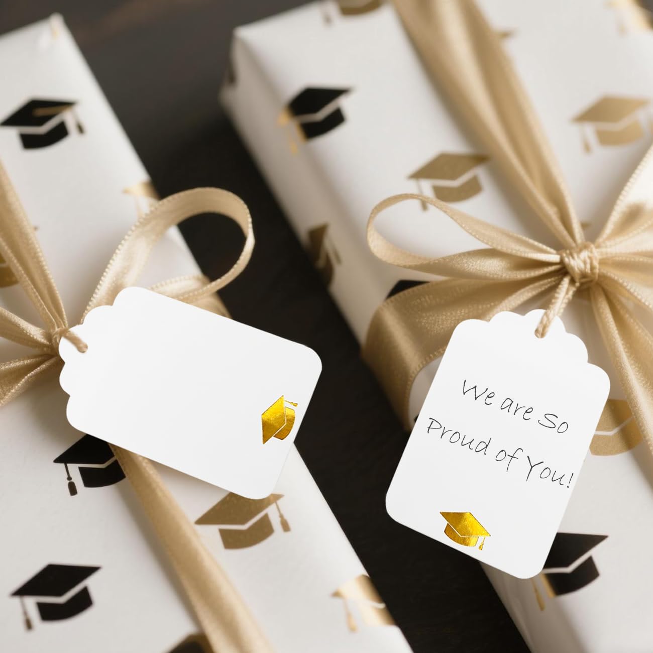 100Pcs Blank Gift Tags with String Foil Gold Grad Cap Large White Paper Gift Tags with 65 Ft Jute Twine for Congrats Grad Congratulations Graduation Party