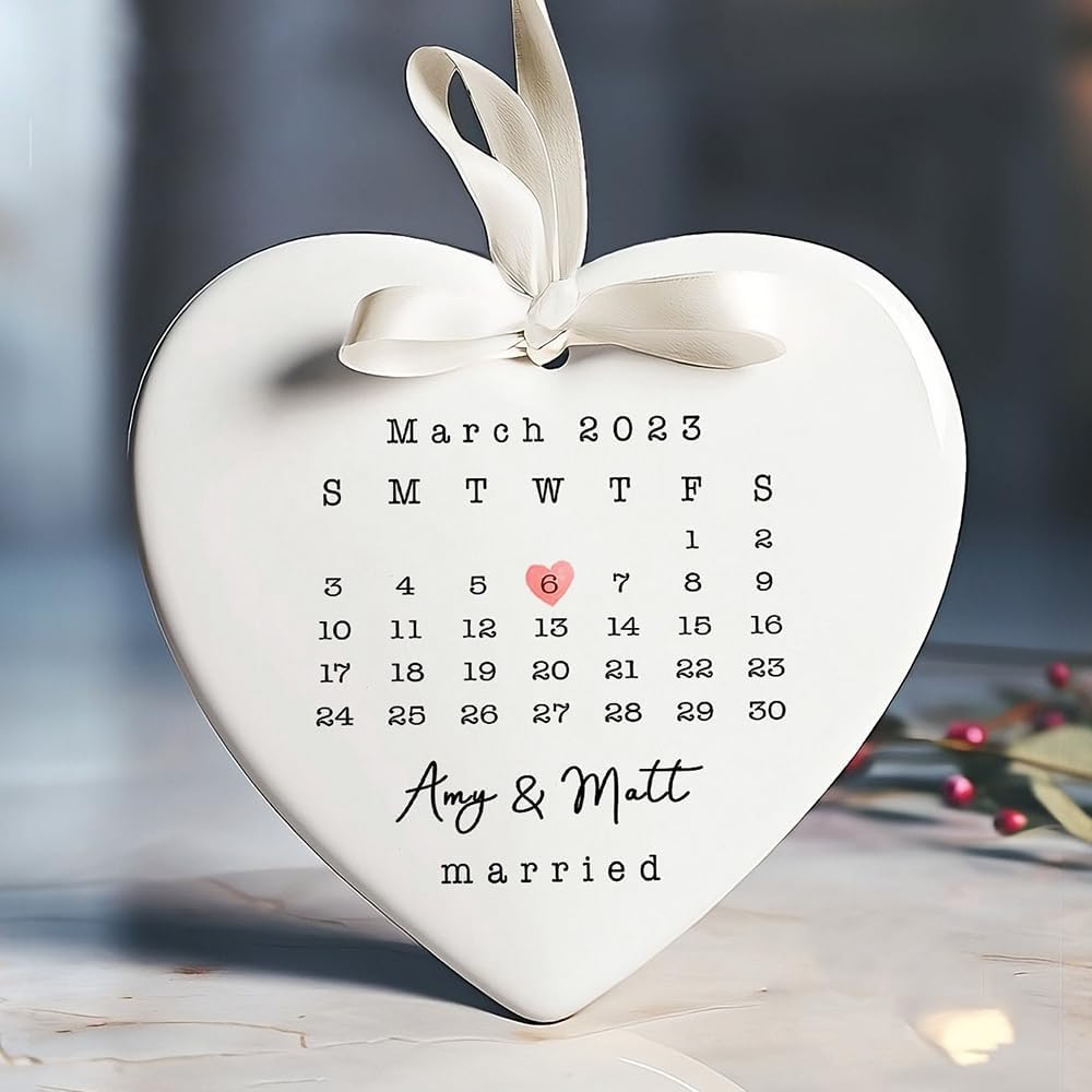 GABITA Personalized First Christmas Married Keepsake, First Christmas Married Ornament 2025, Decorations for New Couple, Married Ornament Calendar Gift 2