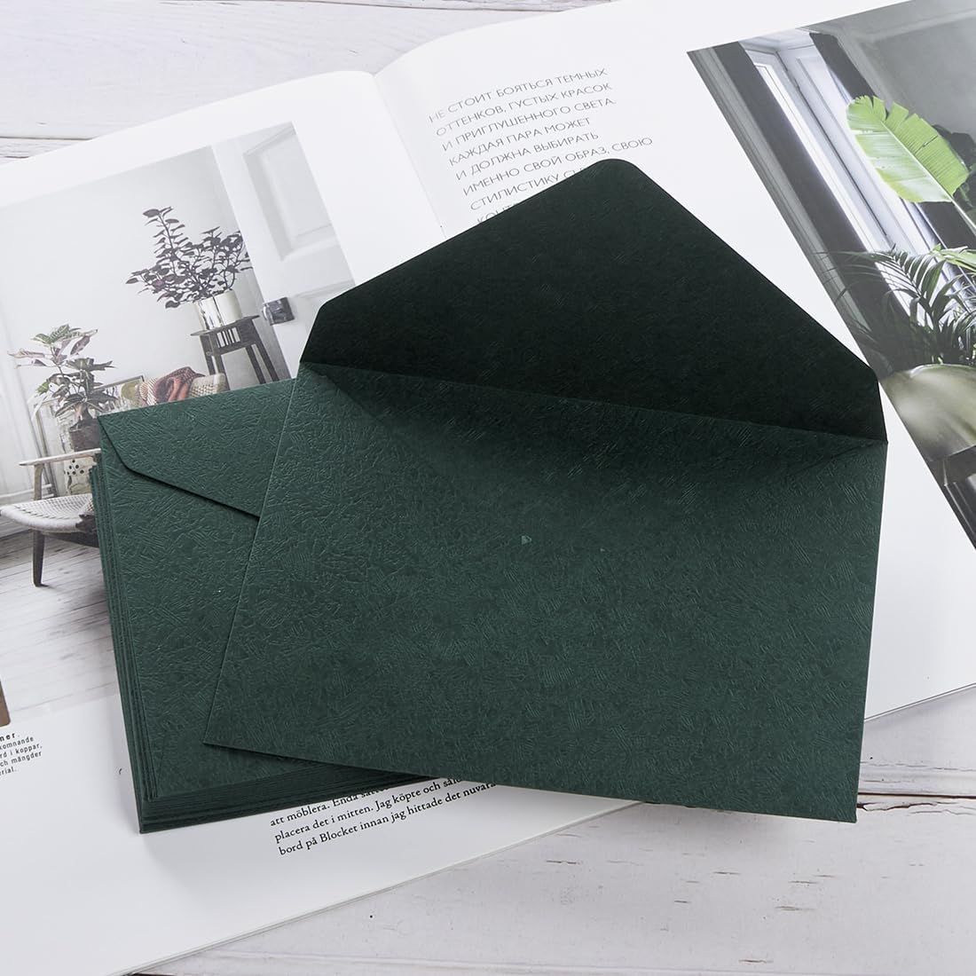 30 Pieces A6 Envelopes with 30 Seal Stickers, 6.32 x 4.45 inch Envelopes for 4 x 6 Wedding Invitation Cards, Greeting Cards, Graduation, Birthday Party Invitations, Green.