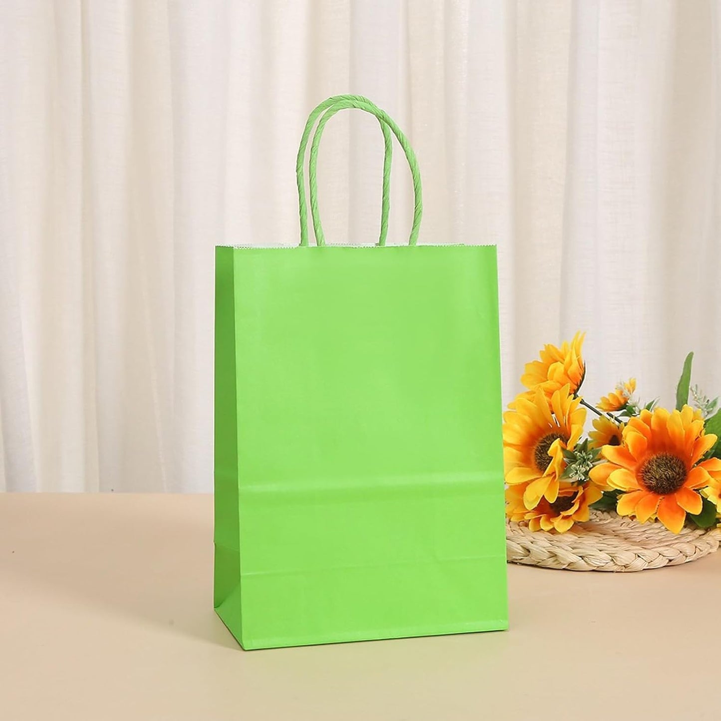piqiya Small Plain Natural Paper Kraft Gift Bags with Handles Green Paper Bags for Saint Patrick's Day Birthday Party Grocery Retail Business Goody Craft Bags (Green，24pcs)