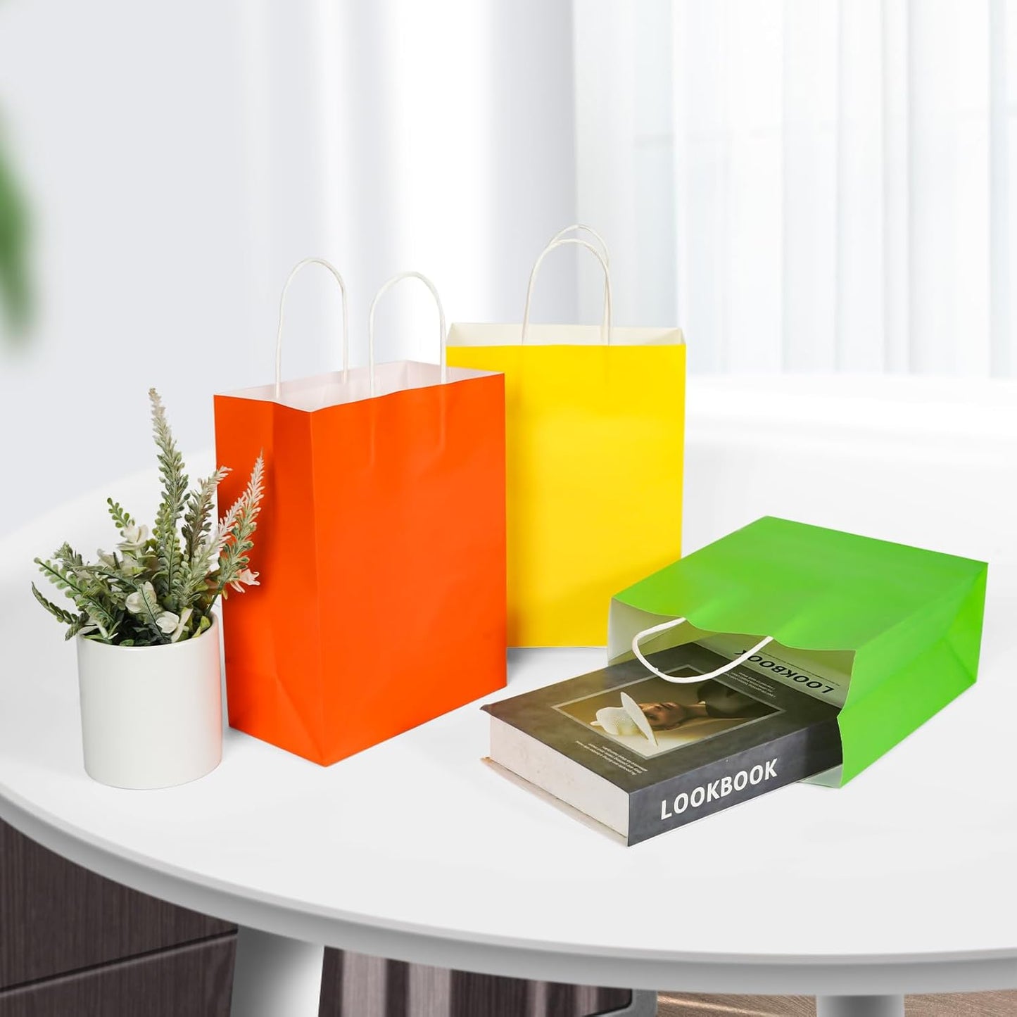 Bekoetoz 40 PCS White Kraft Paper Gift Bags With Handles 8 Colors 10.6 * 8.3 * 4.3 Inch Bulk Gift Bags For Birthdays,Weddings,Baby Showers,Party Favor,Goodie Bags(Medium,Rainbow)