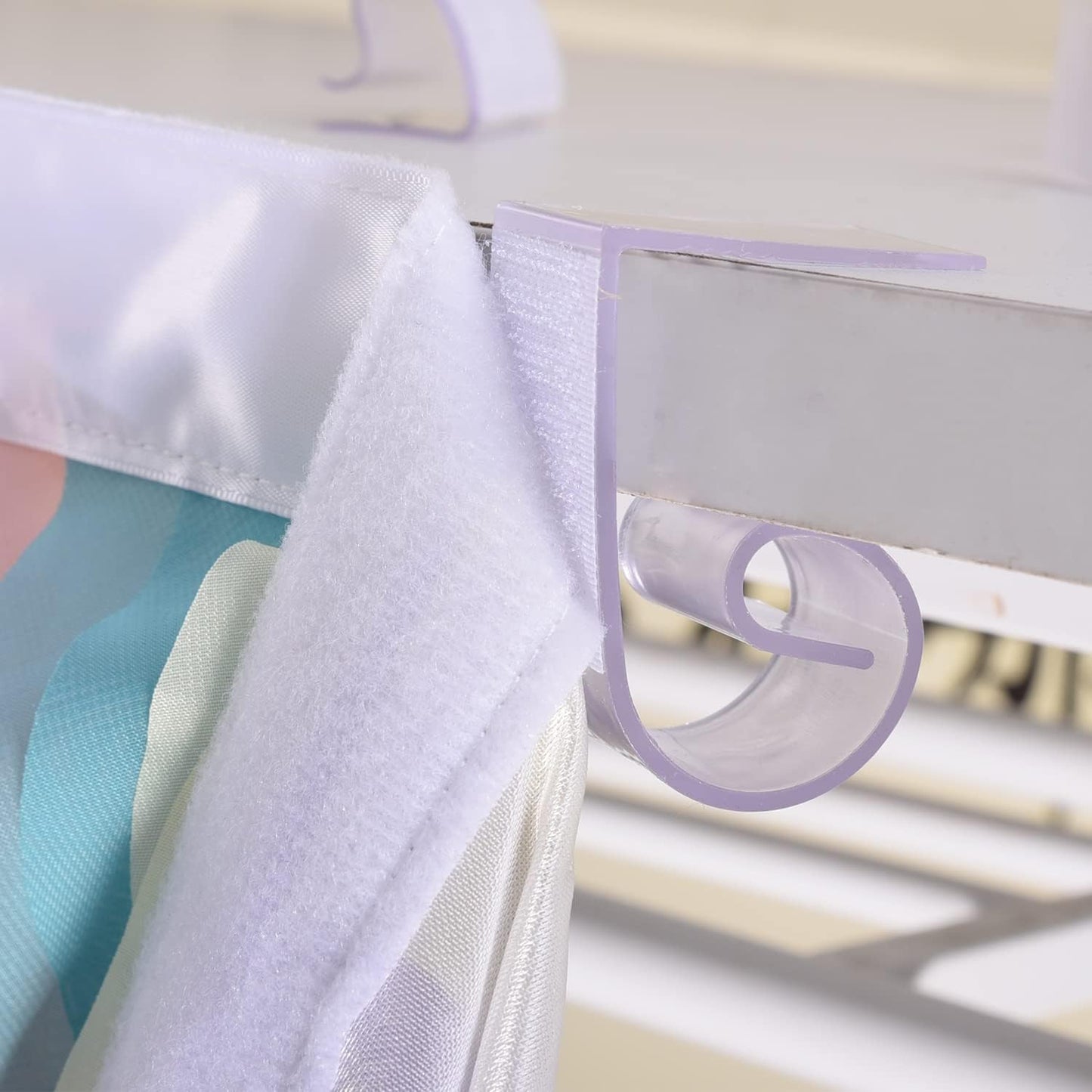 50 Pieces Table Skirt Clips Plastic Tablecloth Clips for Outdoor Party Indoor Outdoor Events 0.8-1.2"