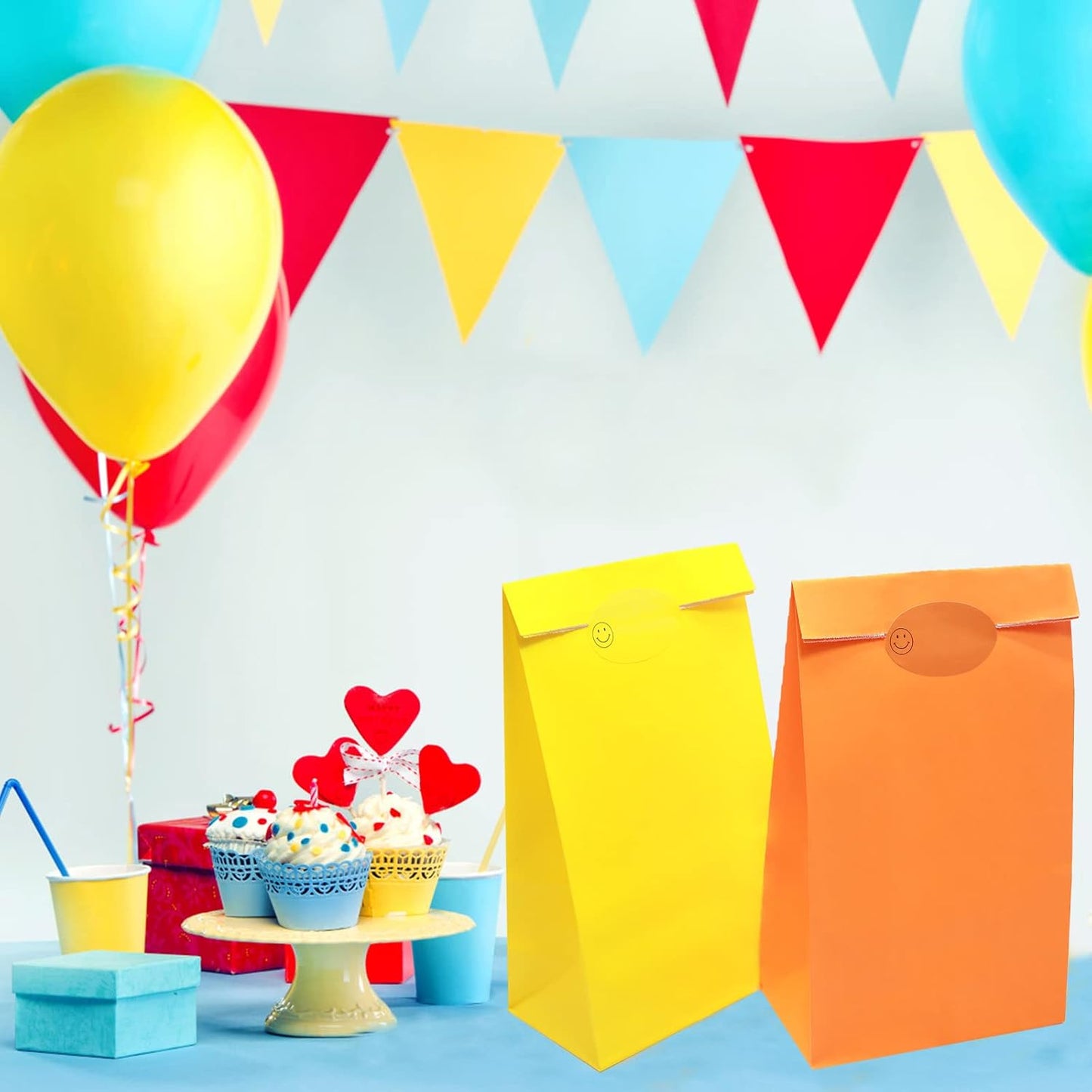 Oletx 30-Pack Yellow Party Favor Paper Bags, 9'' Wrapped Treat Bags for Birthday Party, Babyshower, School Activities