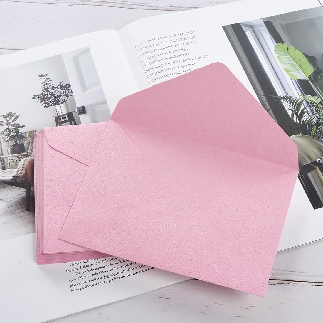 30 Pieces A6 Envelopes with 30 Seal Stickers, 6.32 x 4.45 inch Envelopes for 4 x 6 Wedding Invitation Cards, Greeting Cards, Graduation, Birthday Party Invitations, Pink.