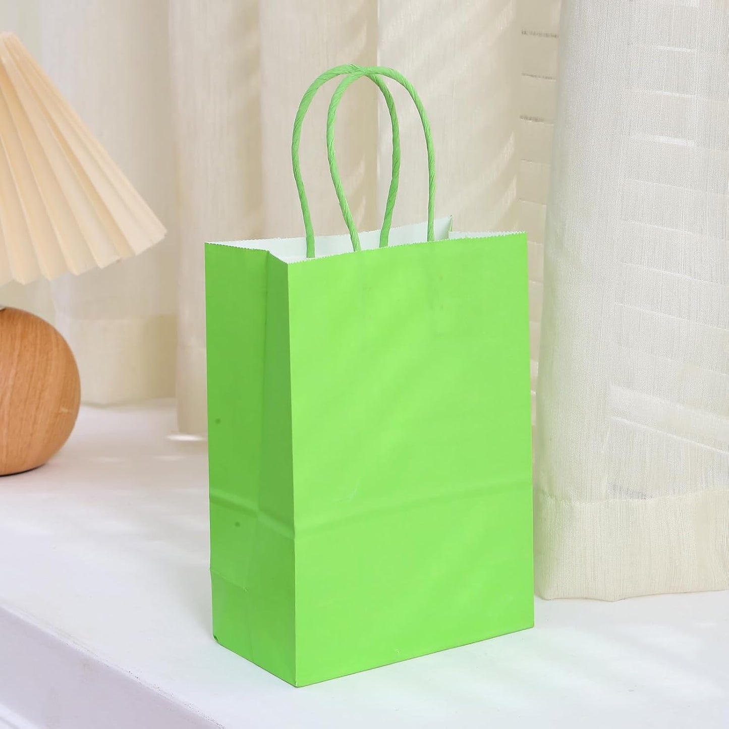 piqiya Small Plain Natural Paper Kraft Gift Bags with Handles Green Paper Bags for Saint Patrick's Day Birthday Party Grocery Retail Business Goody Craft Bags (Green，24pcs)