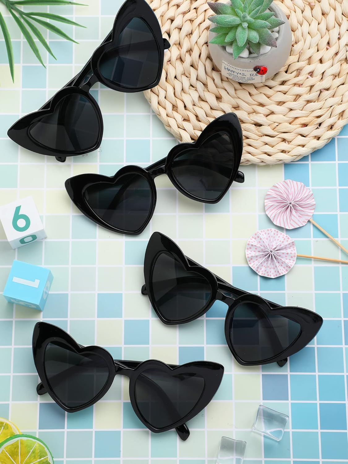 Flutesan 20 Pairs Retro Heart Sunglasses Vintage Cat Eye Heart Glasses Women Bachelorette Bride Sunglasses Bulk