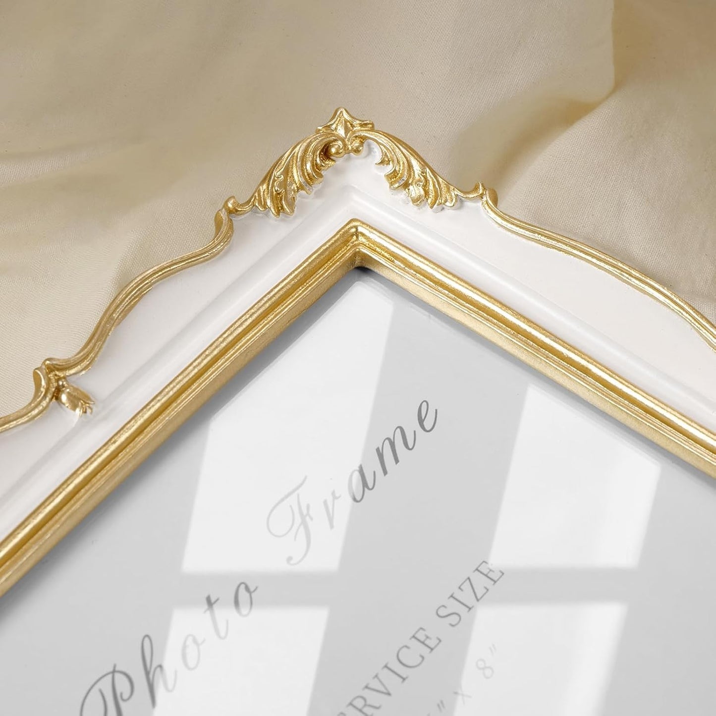 Cuspin Vintage Picture Frame 5x7 Gold Frames, Ornate White and Gold Textured Hand-Crafted Resin Frame with Glass Front, 5 by 7 Antique Photo Frames for Tabletop Display