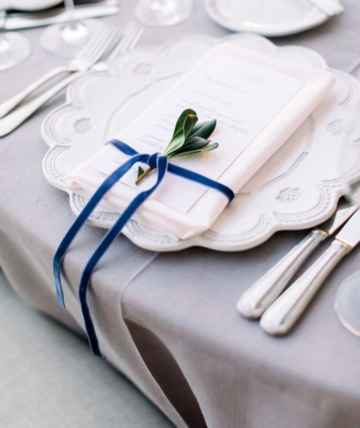 Royal Blue Velvet Ribbon 3/8'' 25 Yards for Christmas Tree, Gift Wrapping, Flower Bouquet, Wreath Decorations, Bow Making