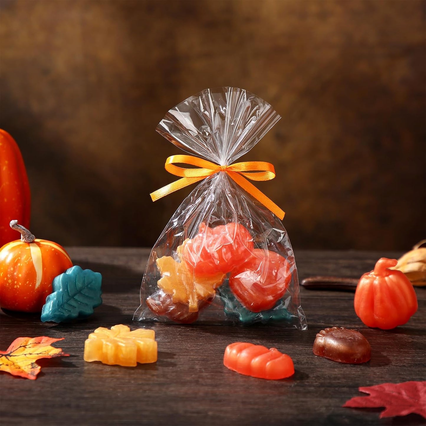 200g Autumn Theme Decorative Soap Fall Baby Shower Favors Halloween Thanksgiving Decor Pumpkin Acorn Maple Leaf Mini Soaps for Bathroom Home Wedding Party Bulk Bridal Shower Favors Gifts