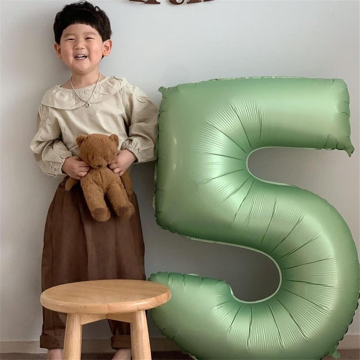 Sage Green 5 Balloons, 40" Giant Helium Foil Number 0-9 Olive Green Birthday Balloon for Boys Girls, Self Inflating Digit 5 Balloons for Women Men Anniversary Jungle Safari Party Decorations Supplies