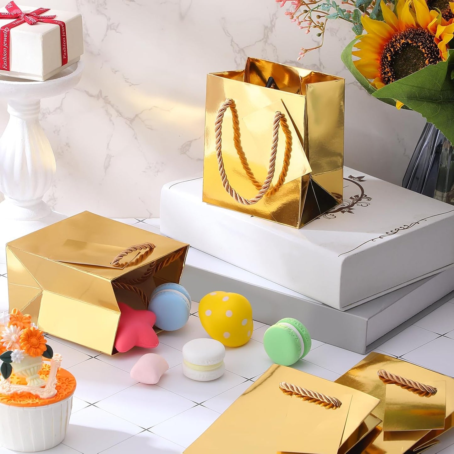 Sherr 100 Pack Mini Gift Bags Bulk, 4 x 2.75 x 4.5 Inches Paper Bags with Tags, Extra Small Paper Gift Boxes with Handles for Birthday, Party Favors, Weddings, Small Business(Gold)