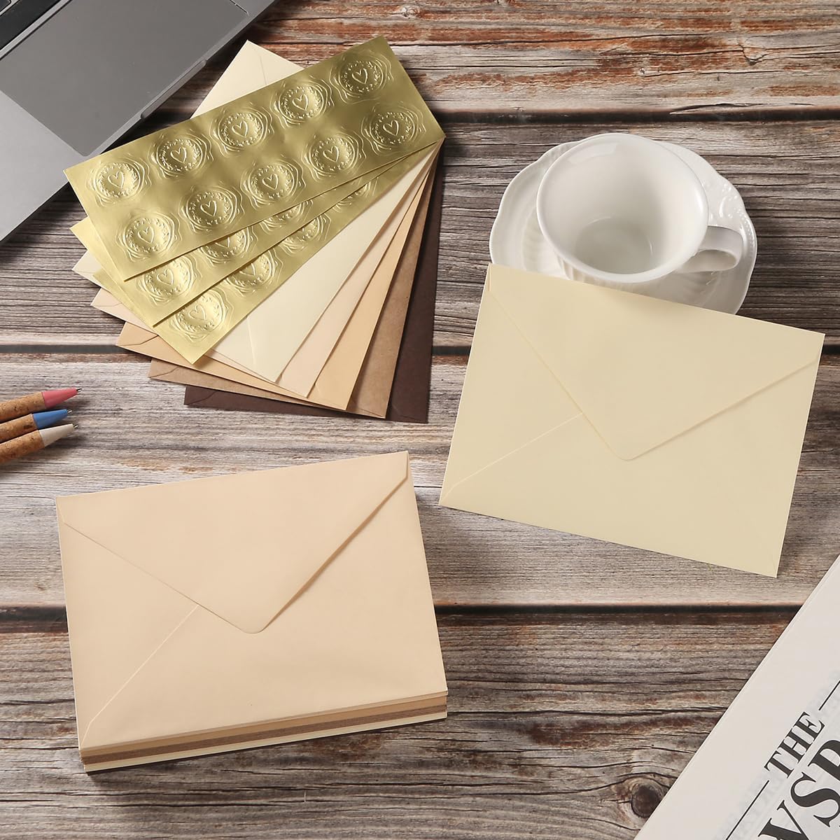 50 Pack Colored A7 Invitation Envelopes 5x7 with Gold Stickers for Cards and Invitations, 5 Colors (Brown, 5 1/4 x 7 1/4 inches)