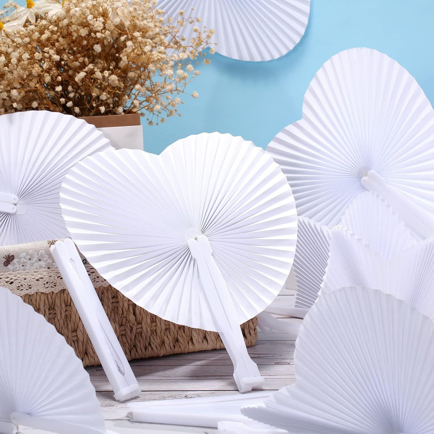 Unittype 150 Packs Wedding Paper Fans Heart Shaped Folding Handheld Fans for Wedding Decorate Guests Favor Anniversary Birthday Party Supplies Home Decor(White)