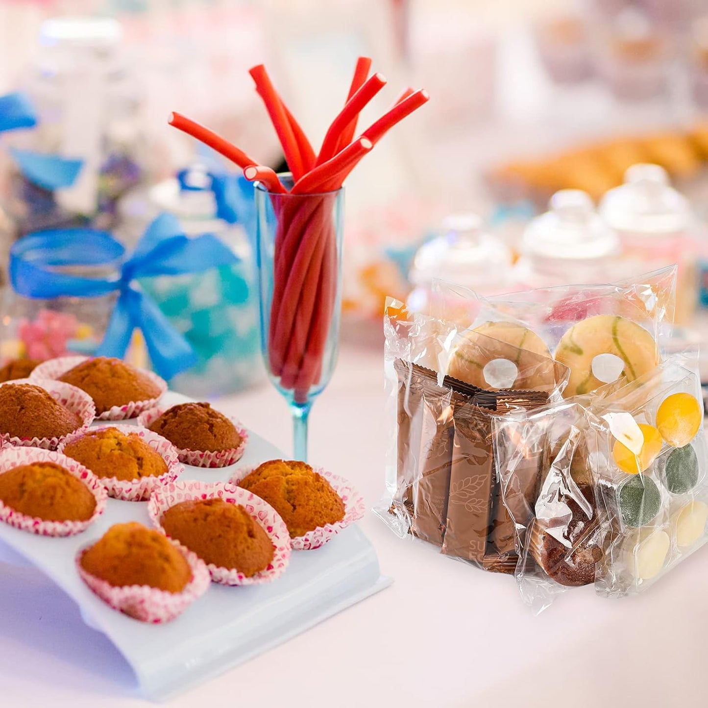 200 Pcs 4.5''x 4.5'' Clear Resealable Cello/Cellophane Good for Bakery,Adhesive Treat, Candle, Soap, Cookie Poly Bags