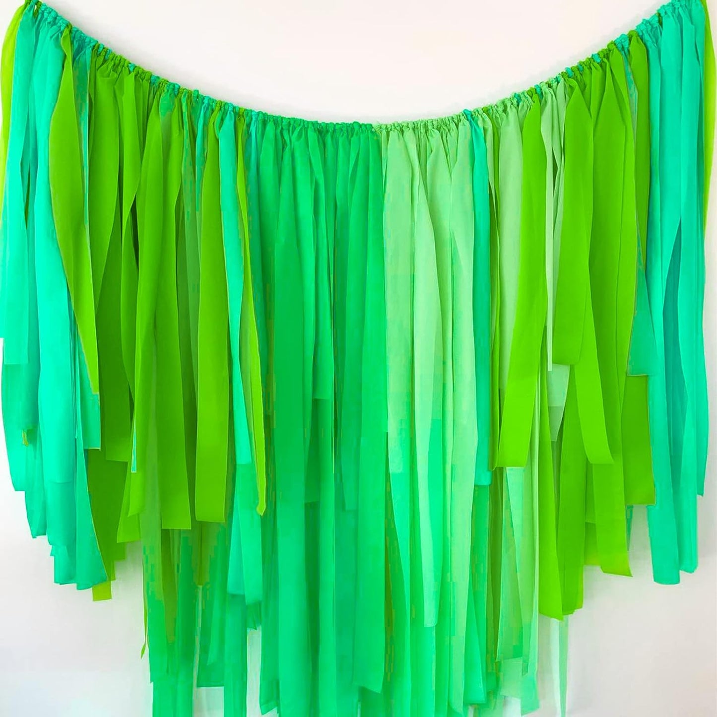 PartyWoo Crepe Paper Streamers 4 Rolls 328ft, Pack of Lime Green Crepe Paper for Party, Wedding, Birthday, Baby Shower Decorations (1.8 Inch x 82 Ft/Roll)