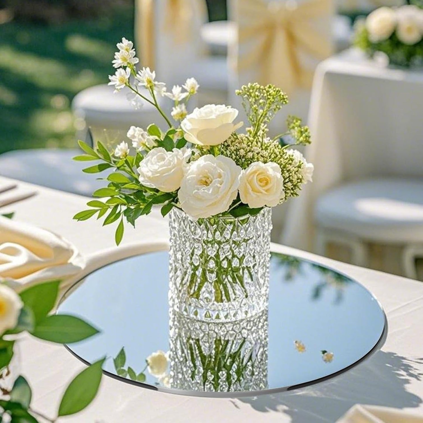 18 Pack Round Mirror Trays, Non Glass Acrylic Round Mirror Centerpieces for Wedding Tables Candle Plate Circle Mirrors Wall Mirror Tiles for Centerpieces Crafts Christmas Decorations (8inch,10inch)