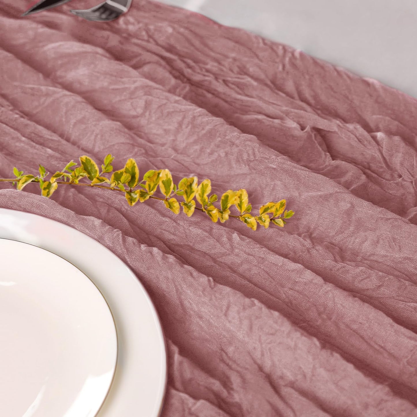 Hahuho Dusty Pink Cheesecloth Table Runner 10ft, Gauze Boho Rustic Table Runners for Wedding Birthday Party Baby Shower Decorations（6 Pack , 35x120 Inches）