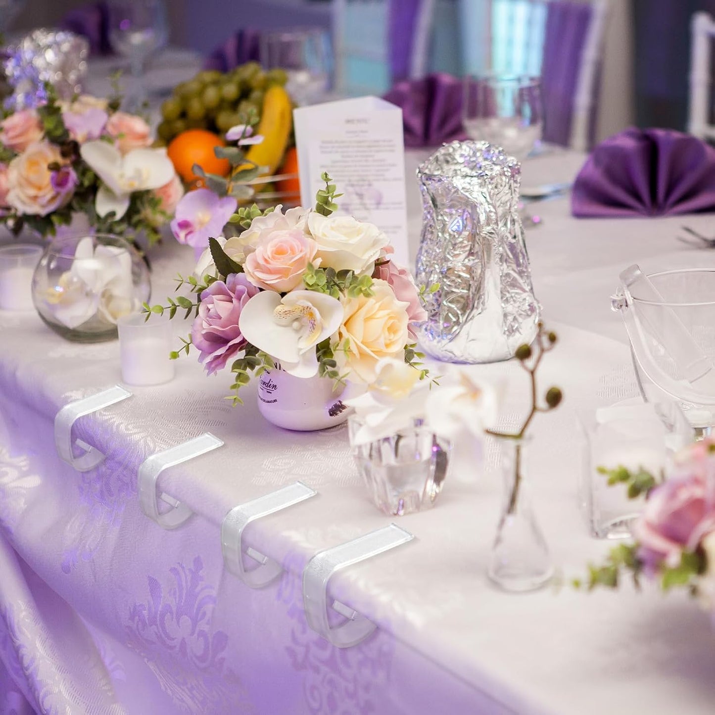 120 Pieces Transparent Clear Plastic Tablecloth Clips, Windproof Picnic Table Skirting Clamps Ideal for Outdoor Camping Picnic Christmas Weddings Banquets Graduation Parties (e Shape)