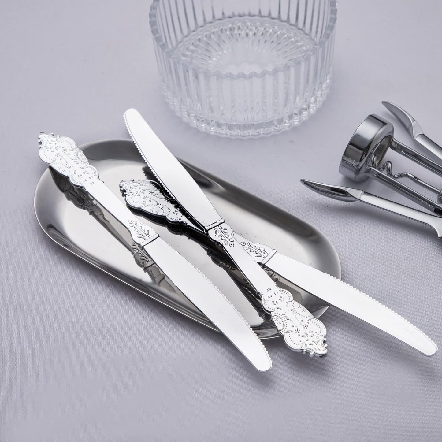 BUCLA 600PCS Silver Plastic Silverware - Heavy Duty Disposable Plastic Cutlery - Include 200 Forks, 200 Spoons, 200 Knives in Silver for Parties, Weddings & Christmas