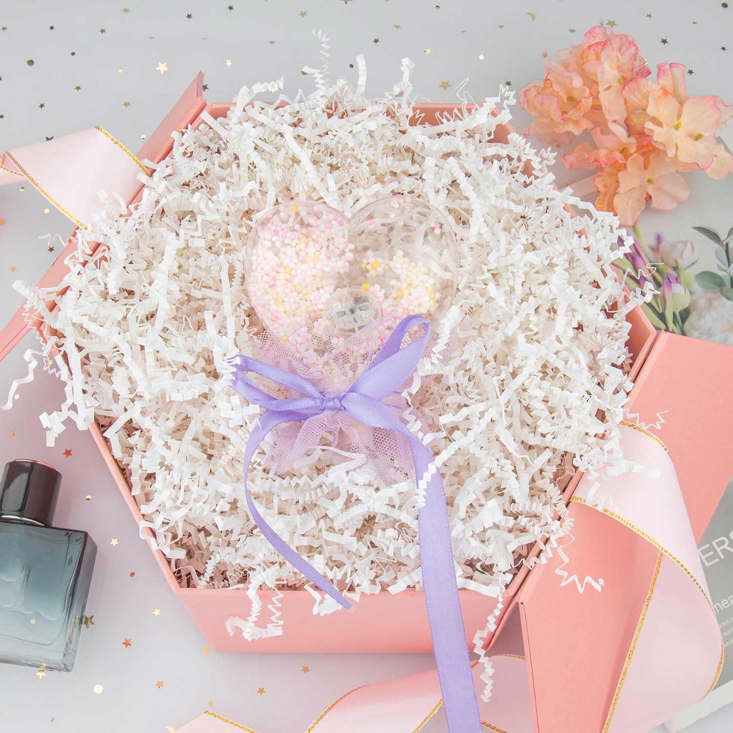 8.5oz Crinkle Paper Filler, Gift Baskets Gift Boxes Crafts Shredded Cut Paper Packaging Decorative Stuffing & Cushioning Confetti for Easter Birthday Wedding Party Favor White