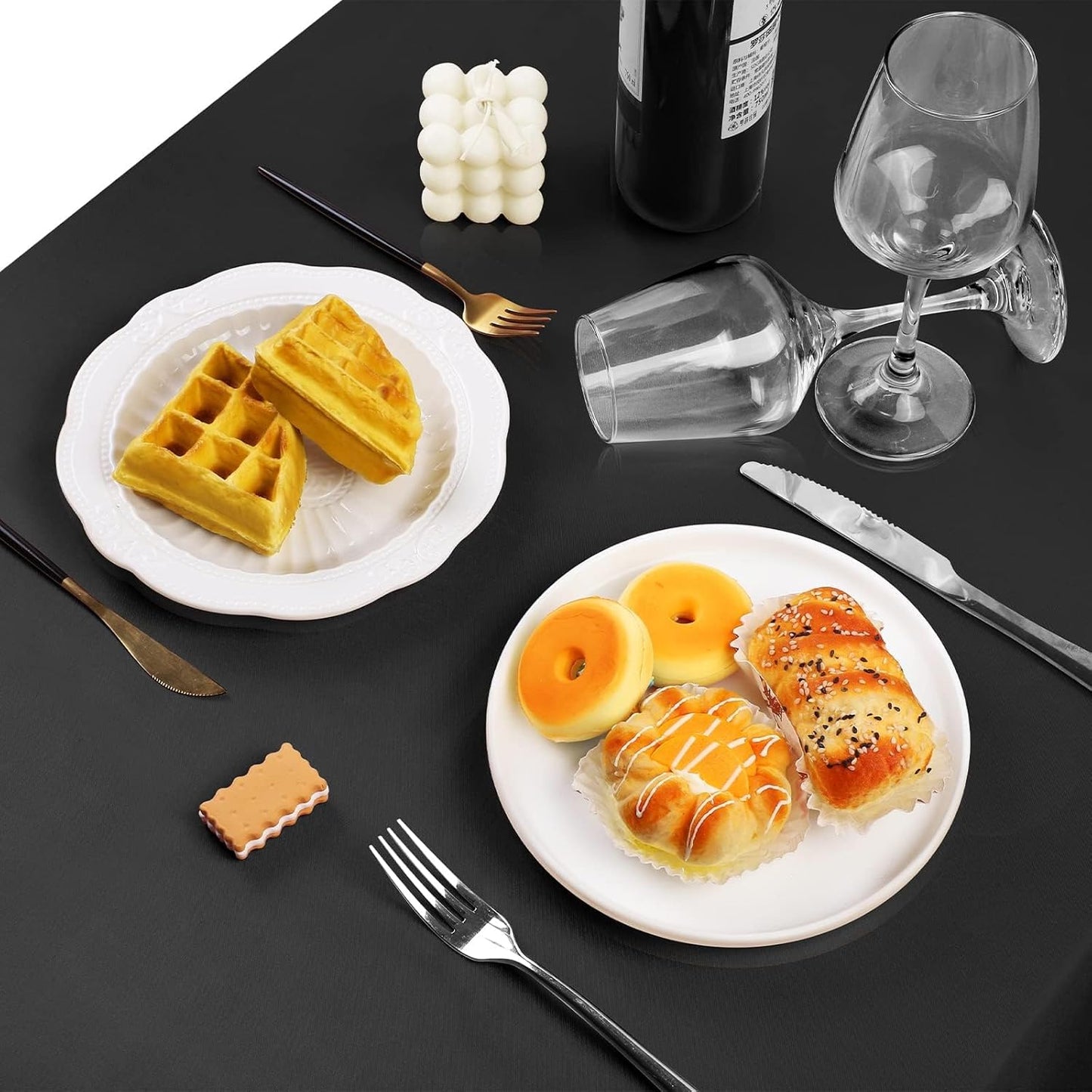 TURSTIN 4 Packs Black Satin Tablecloth 102 x 58 Inch Overlay Satin Table Cover Rectangle Bright Silk Tablecloth Smooth Fabric Table Decoration for Wedding Banquet Party Events