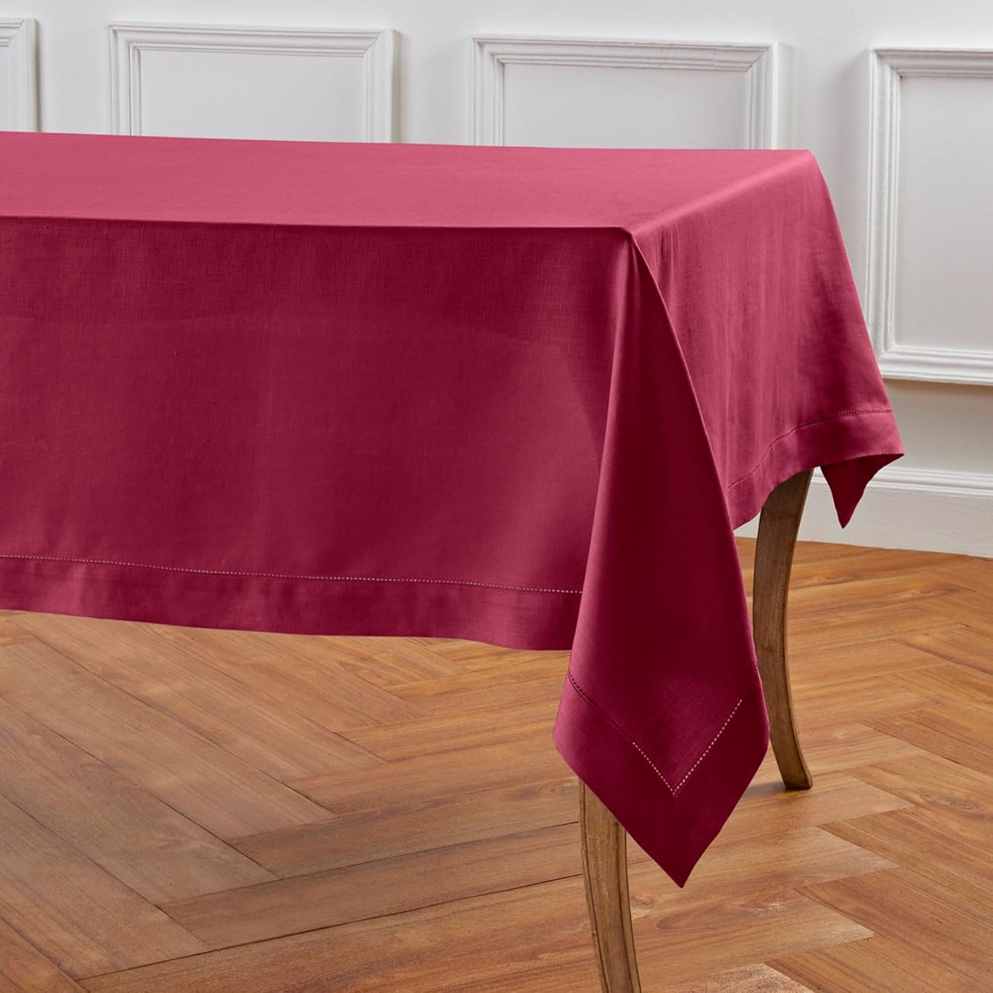 Solino Home Beet Linen Tablecloth 60 x 90 Inch - 100% Pure Linen Hemstitch Table Cloth for Rectangle Tables - Classic Hemstitch, Machine Washable Tablecloth for Fall, Thanksgiving, Christmas, Holiday