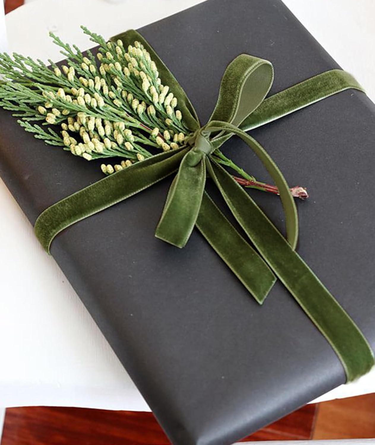 Olive Green Velvet Ribbon 5/8'' 25 Yards for Christmas Tree, Gift Wrapping, Flower Bouquet, Wreath Decorations, Bow Making