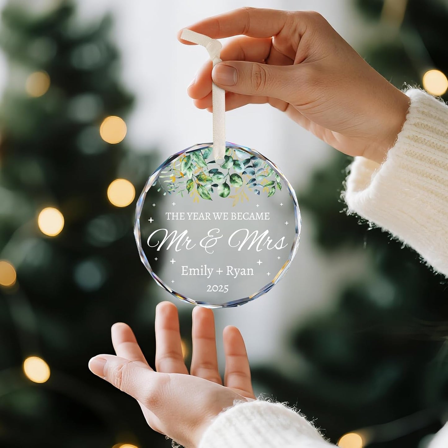 First Christmas Married Ornament 2025 - Personalized Wedding Gifts for Couples - Mr and Mrs Crystal Christmas Tree Ornaments - Bridal Shower Gifts for Newlywed, Bride, Her, Just Married