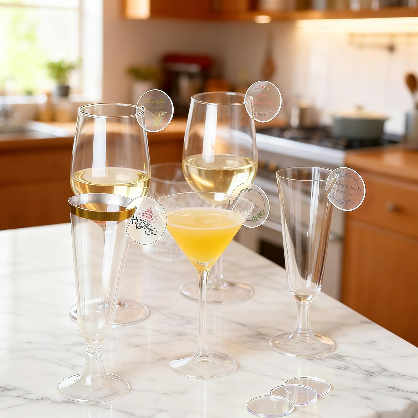 100 Pcs Wine Glass Name Tags, Personalized Wedding Drink Tags Reusable Circle Acrylic Labels Rim of Glass, Drink Markers to Write for Wedding Engagement Birthday Party Decorations