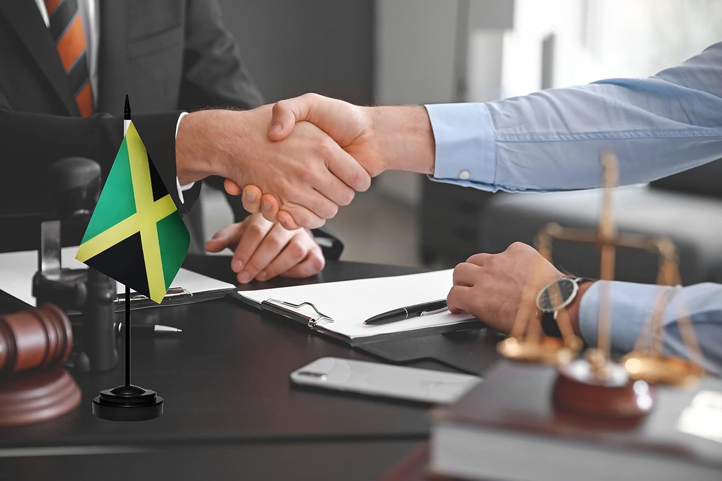 Jamaica Jamaican Deluxe Desk Flag Set, Small Mini Miniature Jamaica Jamaican Table Desktop Flags With Solid Pole, Black Base and Spear Top(2 Pack)